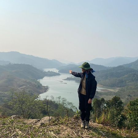 ホテル Khach San Vuon Quoc Gia Ba Be バックカン エクステリア 写真