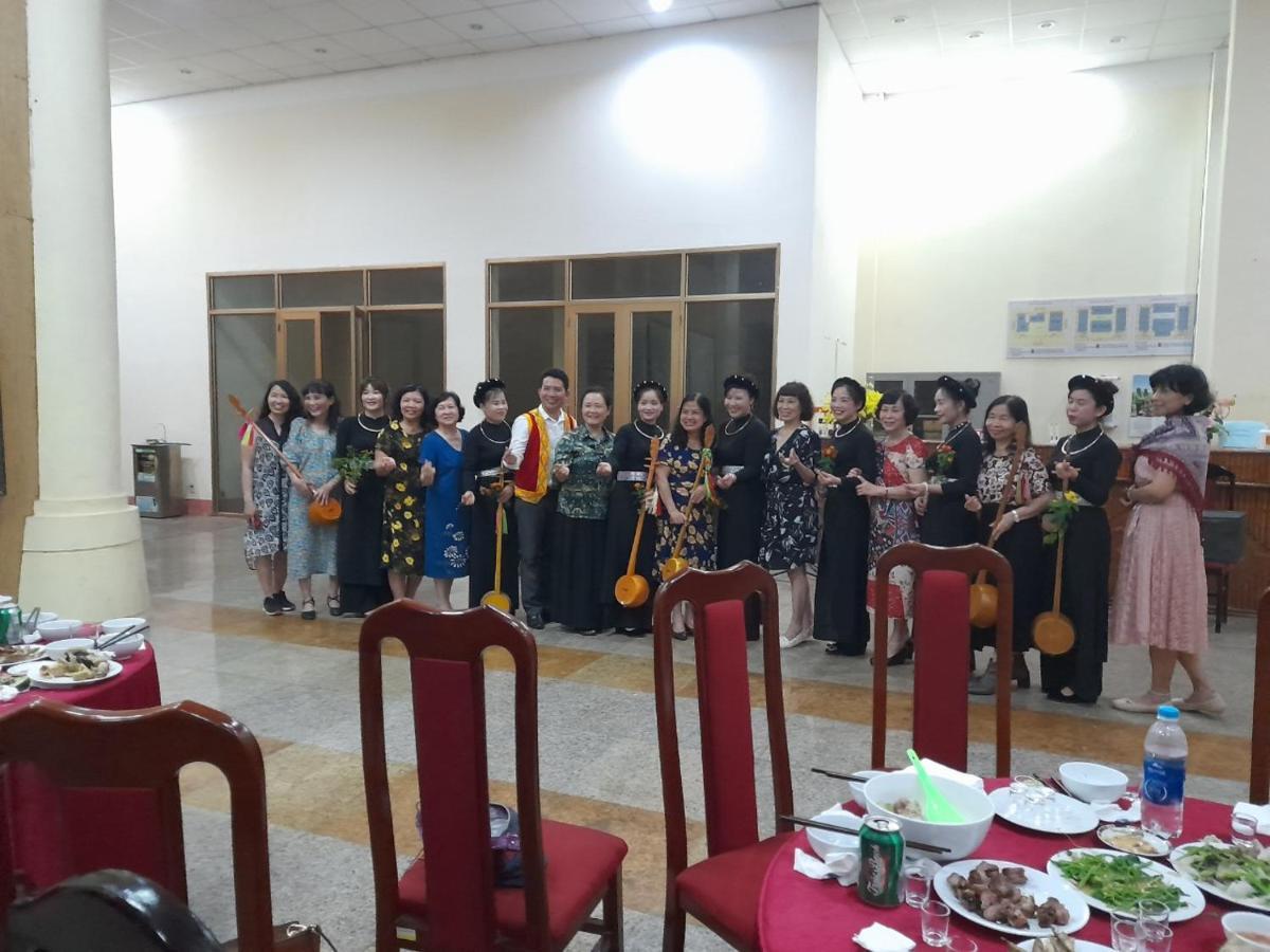 ホテル Khach San Vuon Quoc Gia Ba Be バックカン エクステリア 写真
