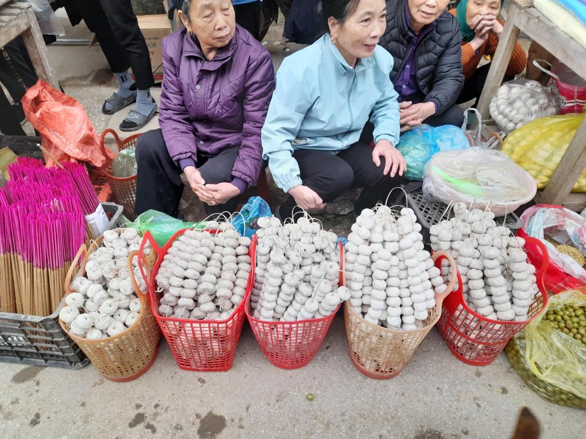 ホテル Khach San Vuon Quoc Gia Ba Be バックカン エクステリア 写真